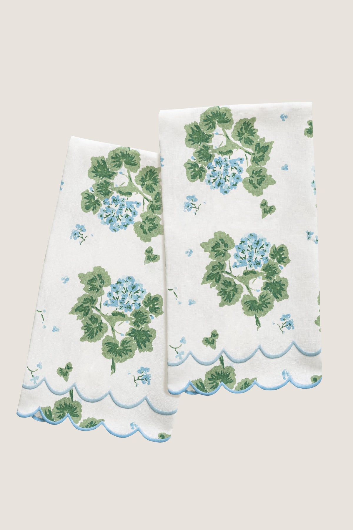 Blue Geranium Guest Towels (Set of 2)