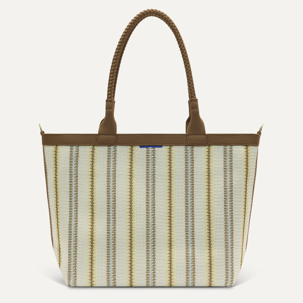 The Lightweight Zip Tote