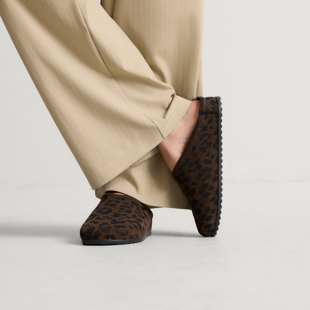 The Casual Clog - ReVelvet™ Cheetah