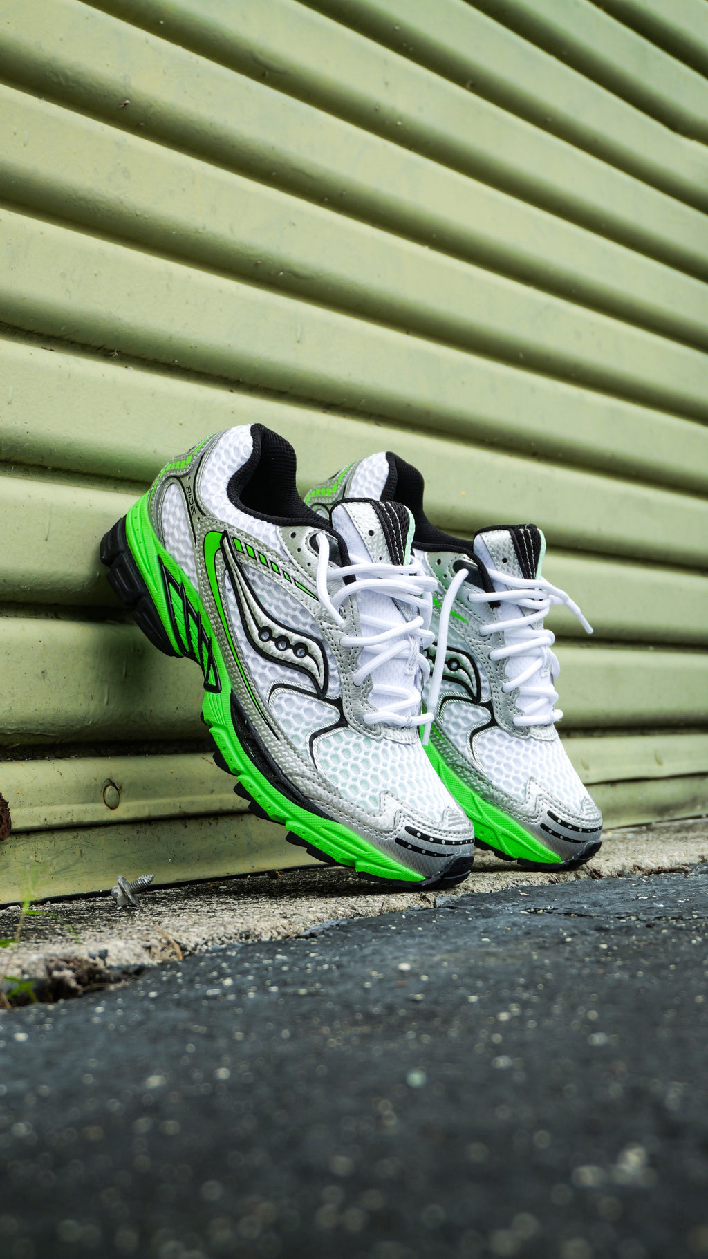 Mens Saucony Progrid Ride 1 (White/Slime)