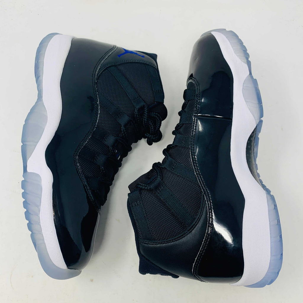 Jordan 11 Space Jam
